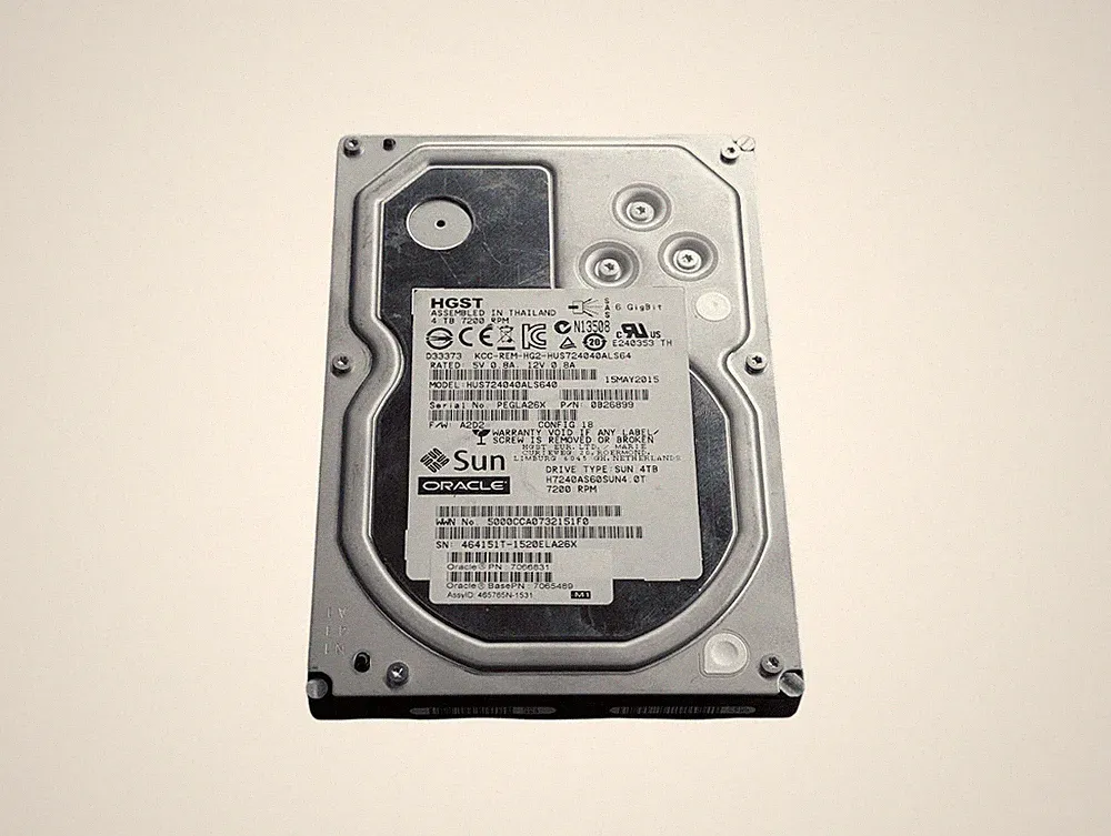 HGST 4TB 0B26899 SAS Server 3.5" Hard Drive HUS724040ALS640